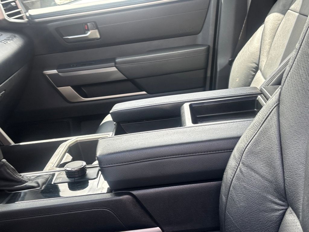 Used Car 2022 Toyota Tundra  Sr5 For Sale Under $40,000 In Austin, Texas