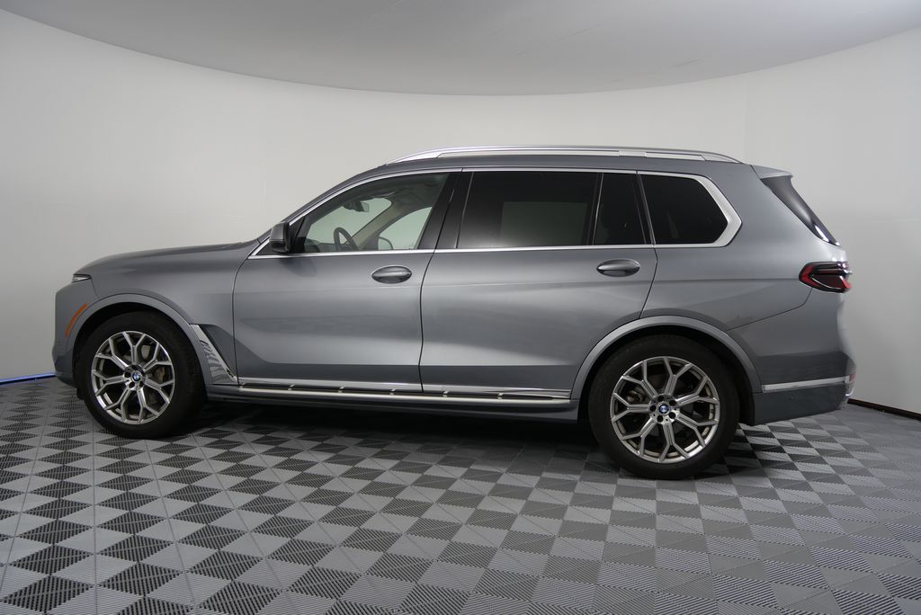 2025 BMW X7 xDrive40i 7