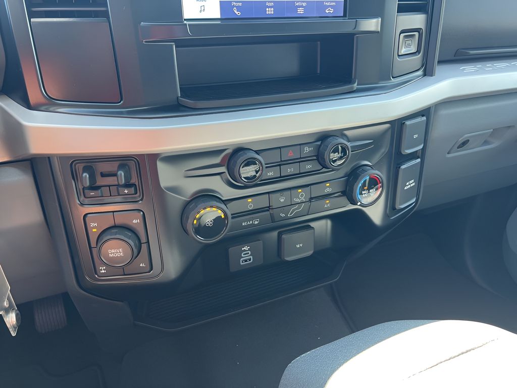 2026 Ford F-350SD