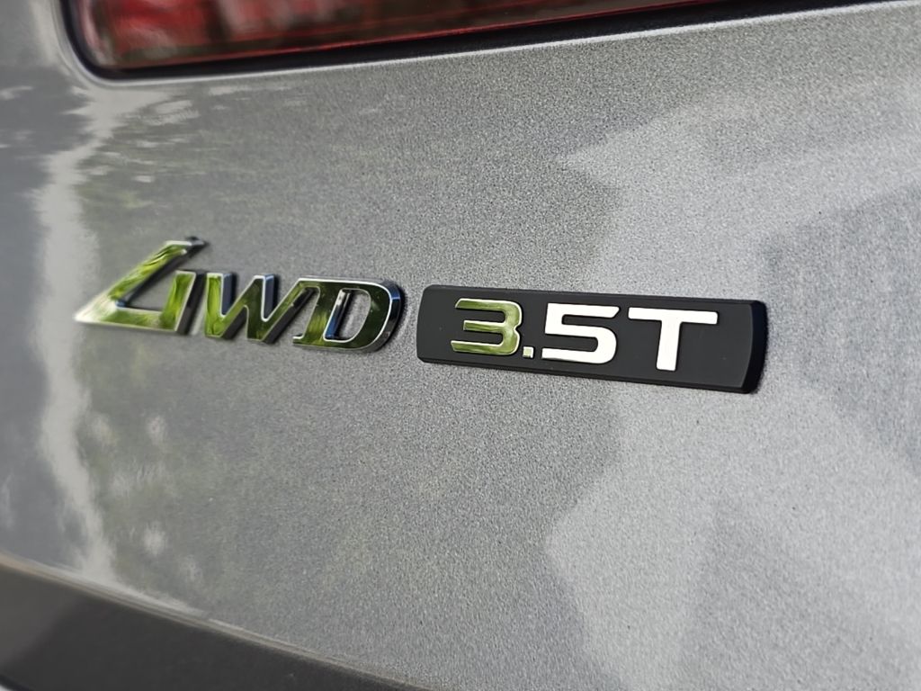 Thumbnail: 2025 Genesis GV80 - 14