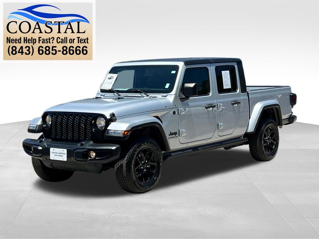 2022 Jeep Gladiator Altitude Silver at Bob King Buick GMC