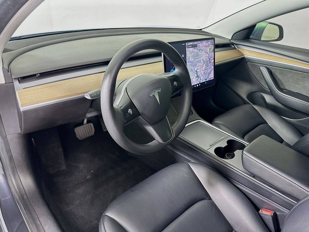 Thumbnail: 2021 Tesla Model 3 - 9
