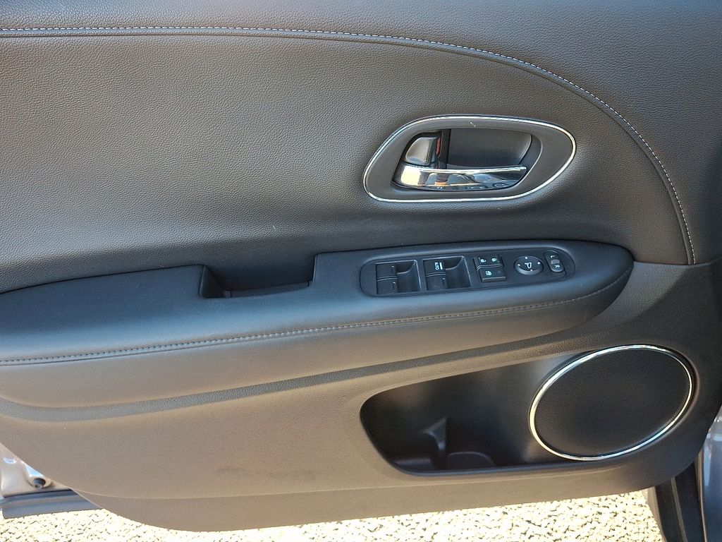 Thumbnail: 2017 Honda HR-V - 13