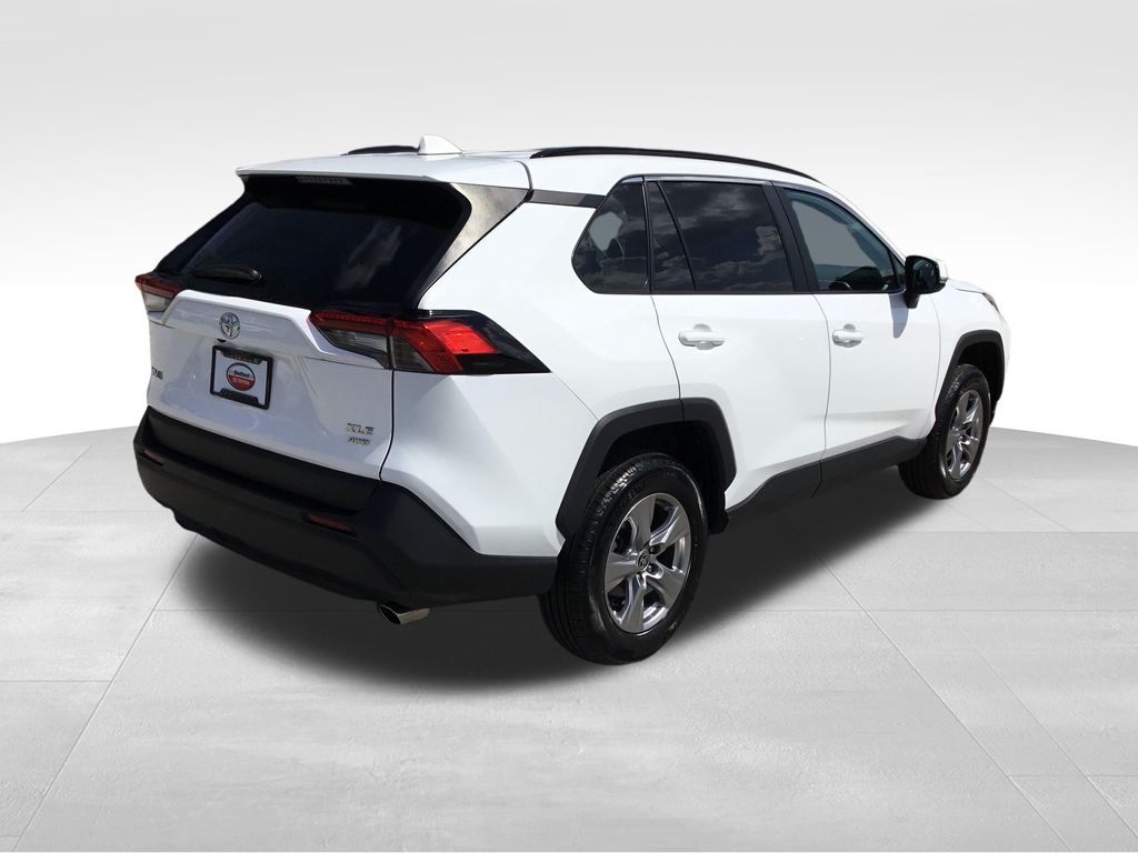 Thumbnail: 2024 Toyota RAV4 - 5