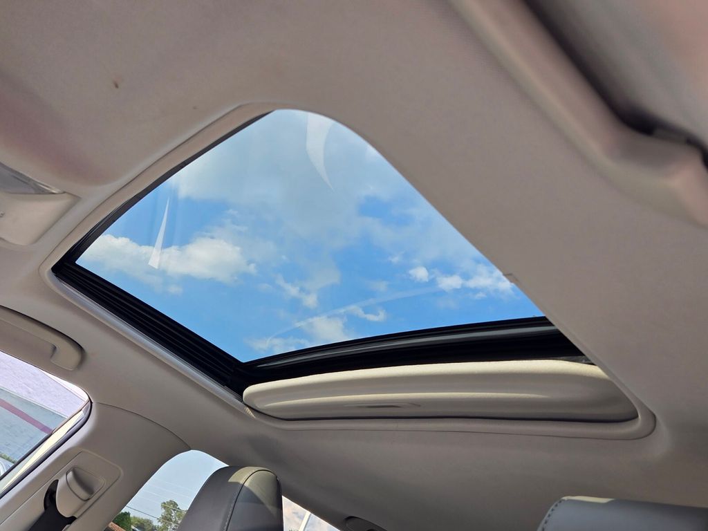 Used 2021 Toyota RAV4 SUV