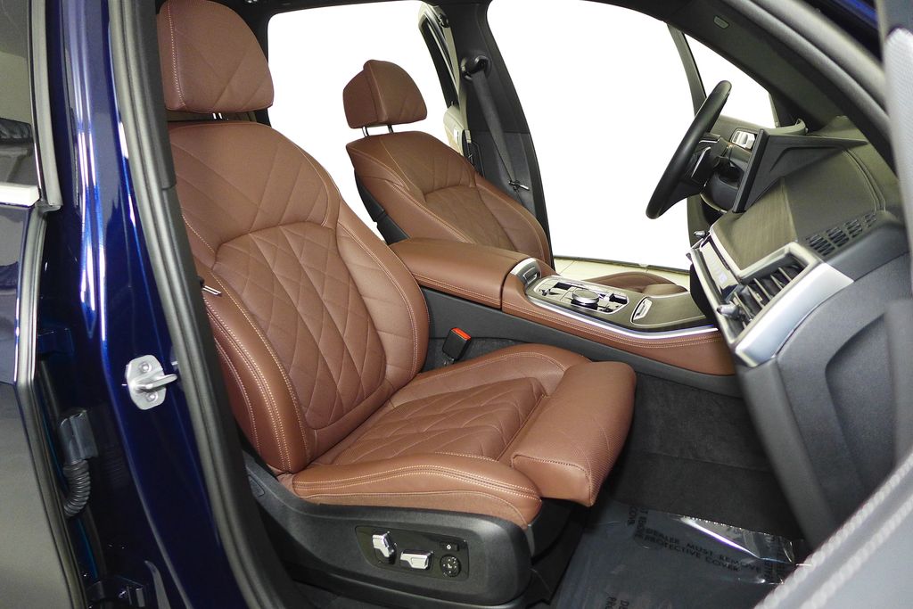 Thumbnail: 2024 BMW X5 - 19