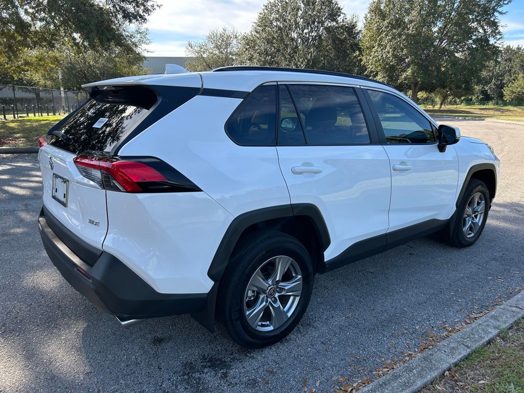 Thumbnail: 2025 Toyota RAV4 - 5