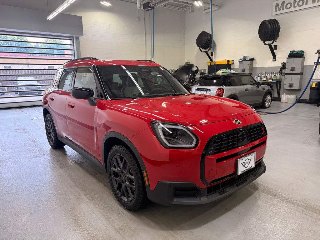 Thumbnail: 2027 MINI Cooper Countryman - 7