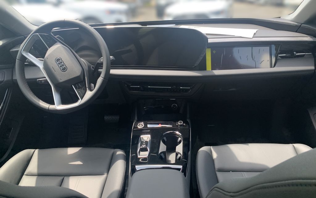 Thumbnail: 2025 Audi A6 - 17