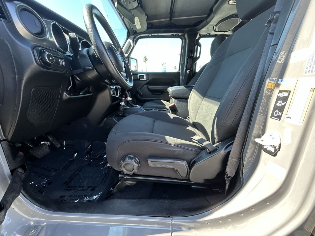 Thumbnail: 2023 Jeep Wrangler - 12