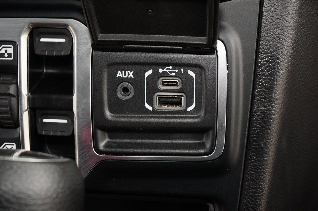 Used Car 2023 Jeep Gladiator  Sport For Sale Under $40,000 In Weatherford, Texas