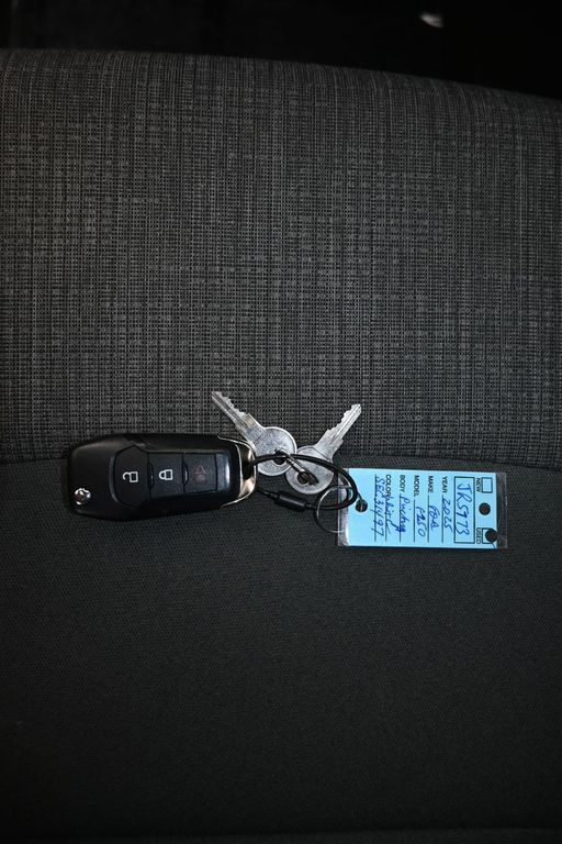 Used 2025 Oxford White Ford XLT image 19