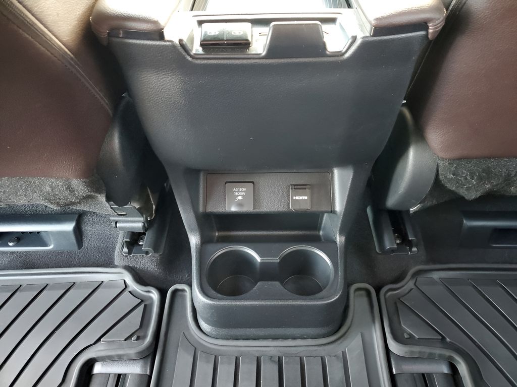 Used Car 2023 Toyota Sienna  Platinum For Sale Under $60,000 In Austin, Texas