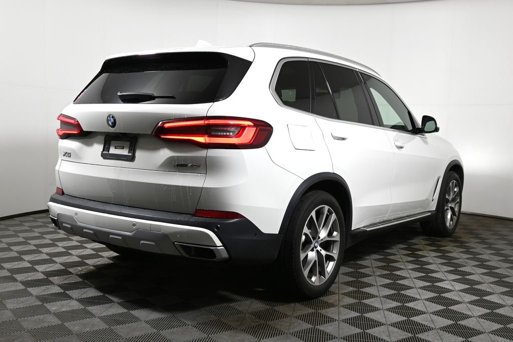 Thumbnail: 2019 BMW X5 - 6