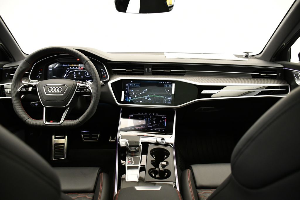 Thumbnail: 2026 Audi RS 6 - 18