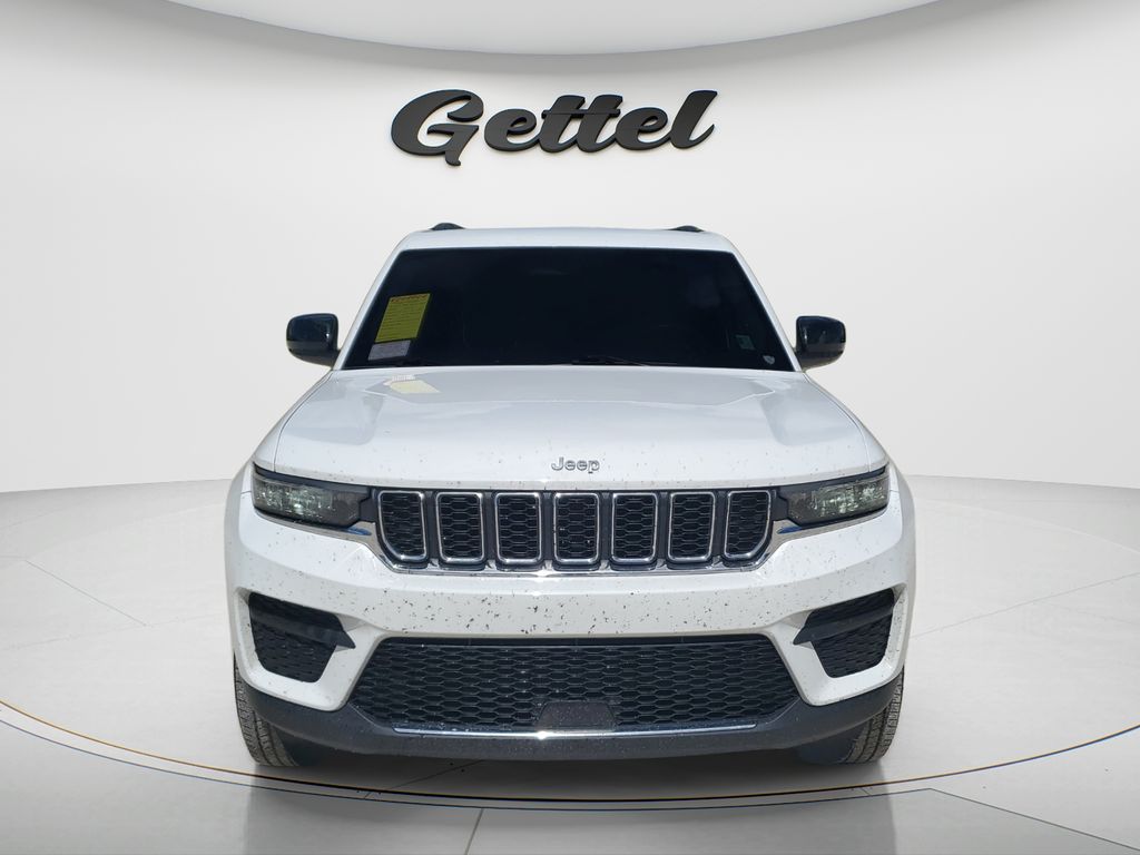 View vehicle photo 2
