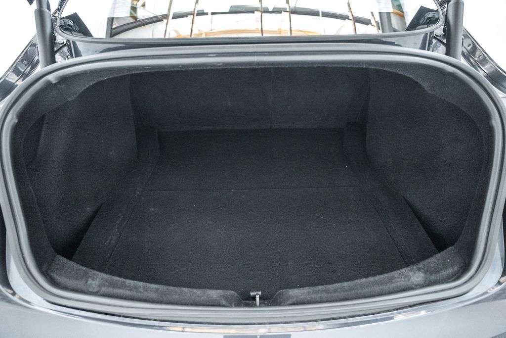 TeslaModel 310