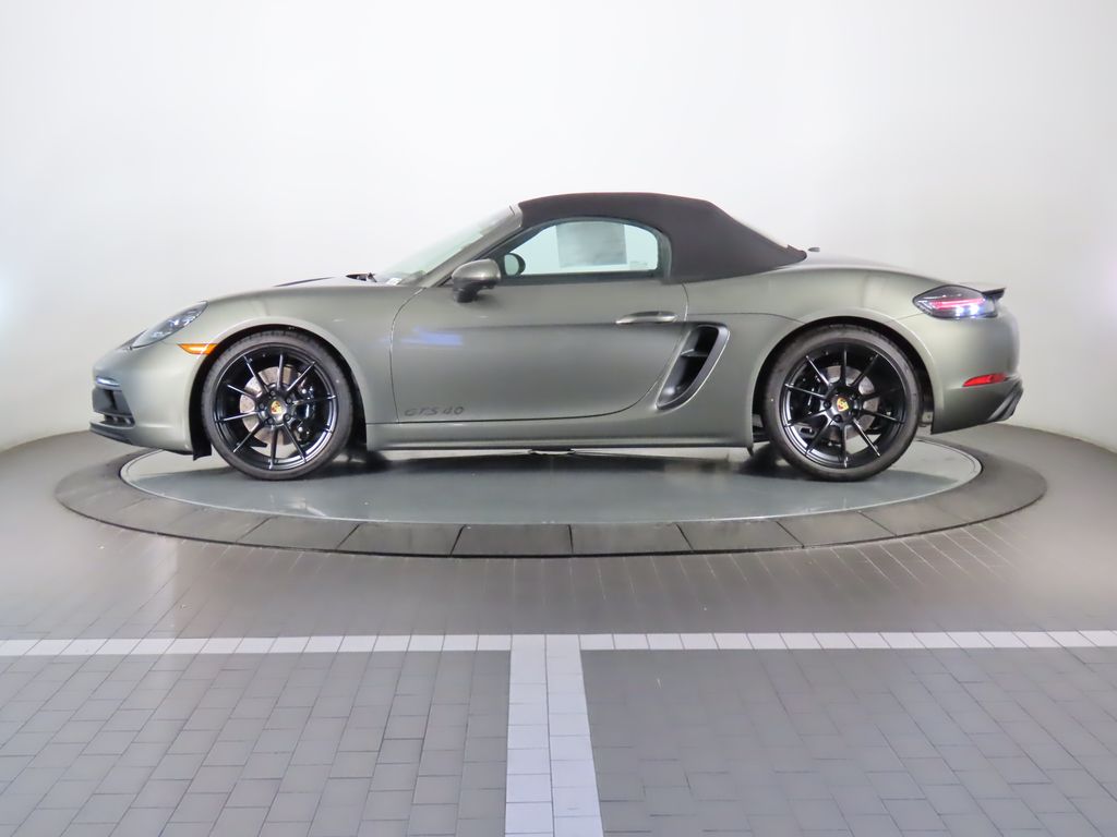 2024 Porsche 718 Boxster GTS 2