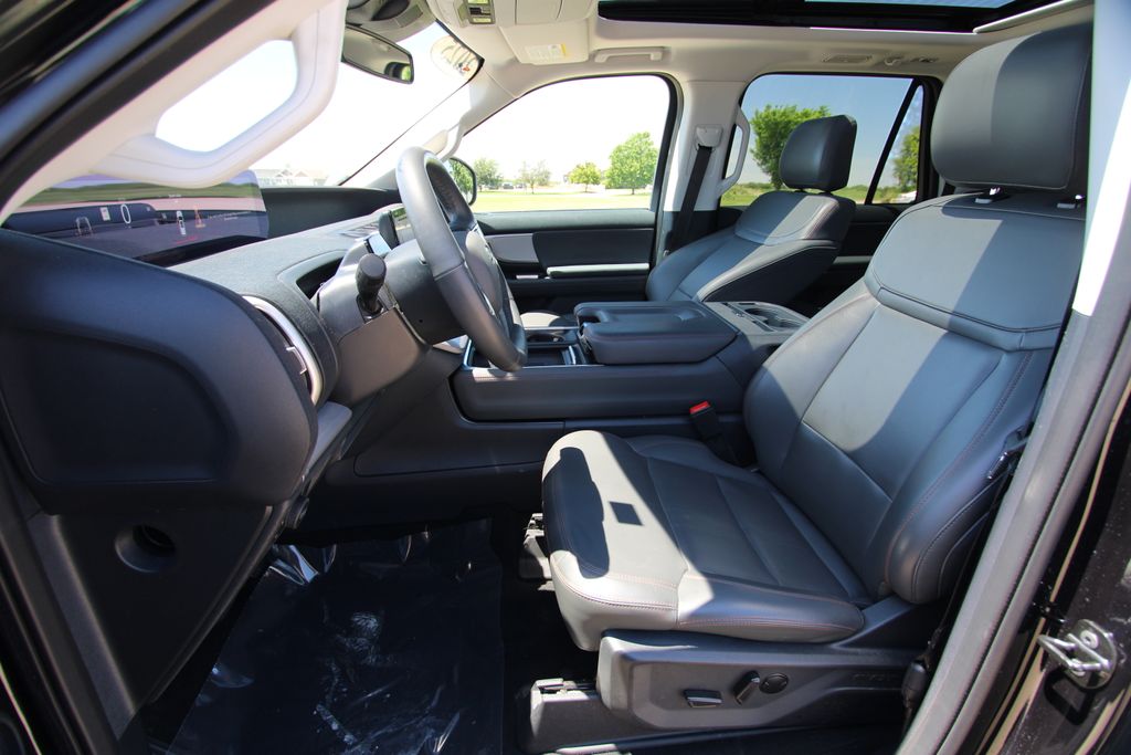 Used 2025 Ford Expedition Max SUV