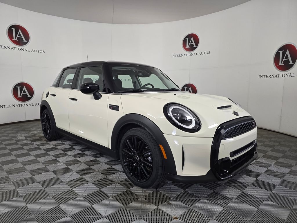 2023 MINI Cooper S 4-Door Hatchback FWD