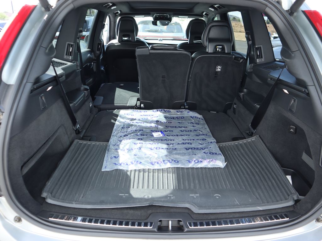 Thumbnail: 2018 Volvo XC90 - 11