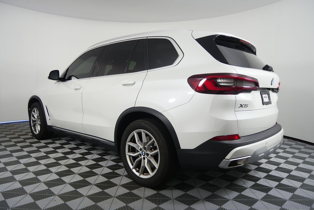 Thumbnail: 2023 BMW X5 - 5