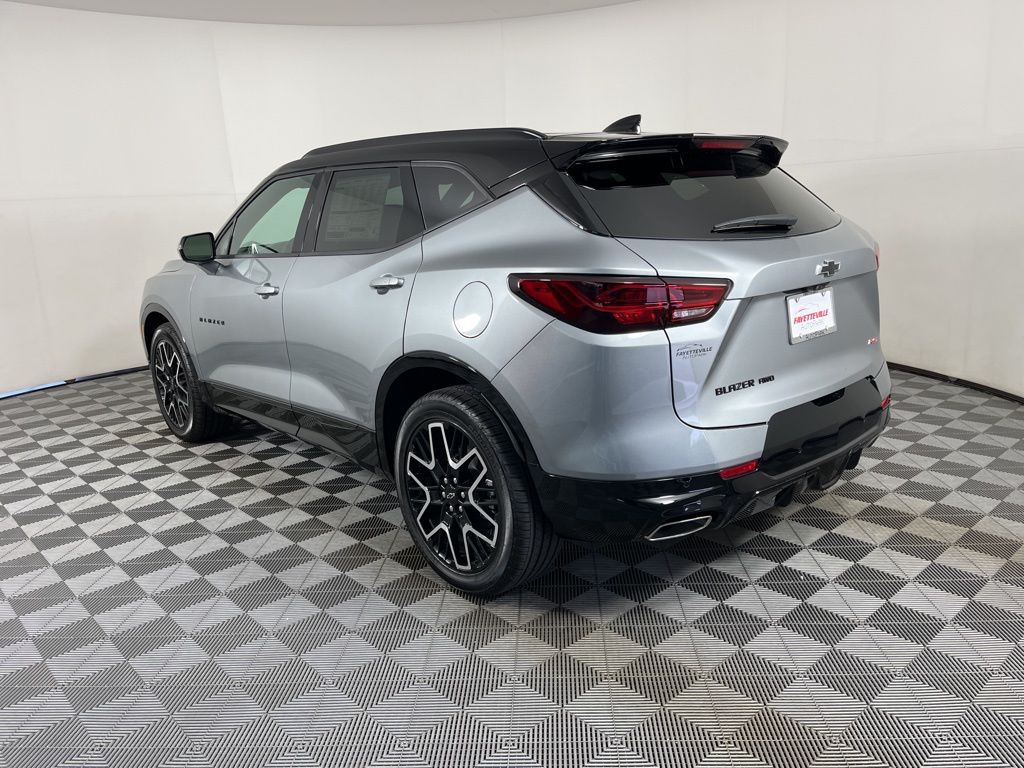 Thumbnail: 2025 Chevrolet Blazer - 3