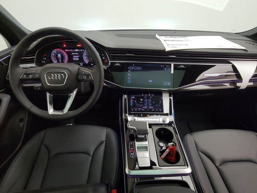 Thumbnail: 2026 Audi Q7 - 20