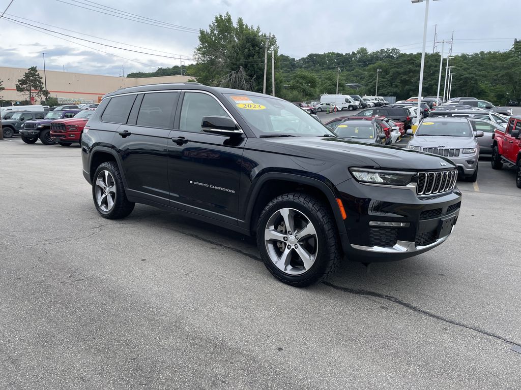 Used 2023 Jeep Grand Cherokee L SUV