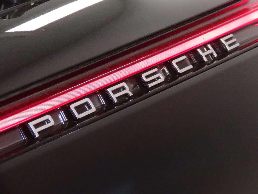 Thumbnail: 2024 Porsche Macan - 12