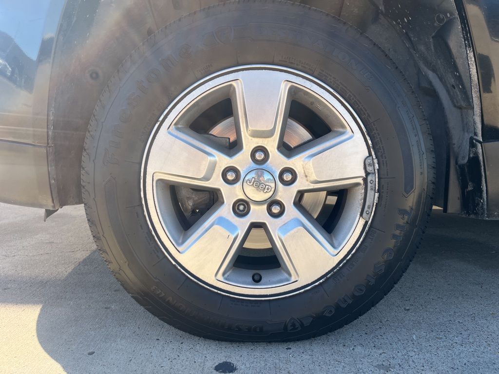 Thumbnail: 2014 Jeep Compass - 8