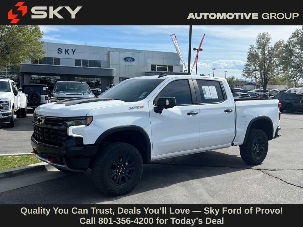 Summit White 2023 Chevrolet Silverado 1500 ZR2 Crew Cab 4WD Pickup Truck Four-Wheel Drive Automatic