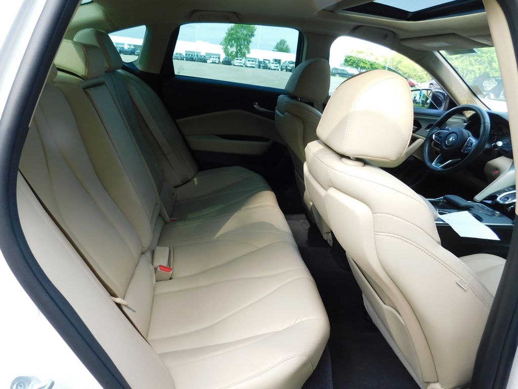 2022 Acura TLX Base 5