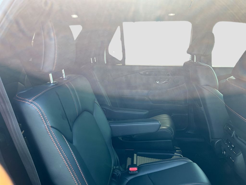 2025 Honda Pilot TrailSport - Photo 29