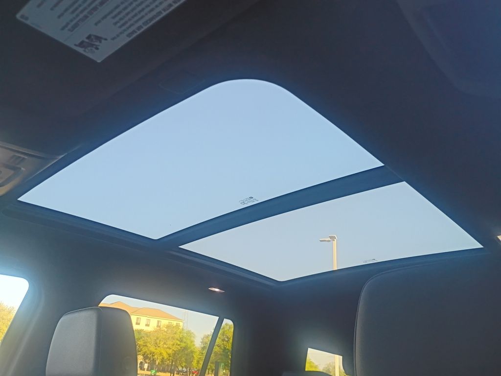 Used Car 2022 Chevrolet Tahoe  Z71 For Sale Under $50,000 In Austin, Texas