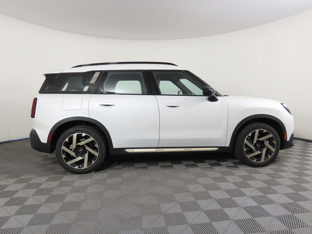 2025 MINI Cooper Countryman Base 4