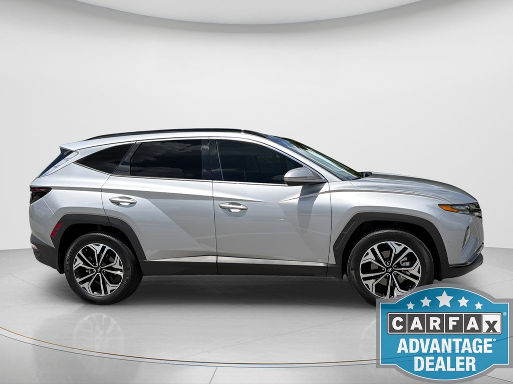 Used 2022 Silver Hyundai Limited image 4