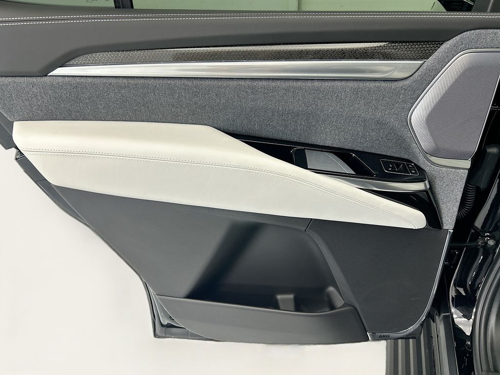 Thumbnail: 2025 Cadillac Escalade - 25