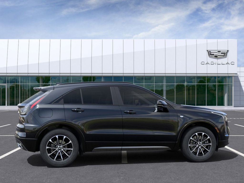 2024 Cadillac XT4 Sport 5