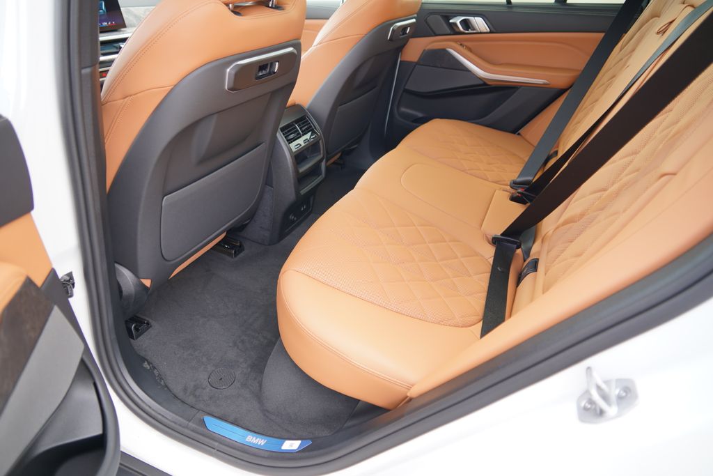 Thumbnail: 2026 BMW X5 - 19