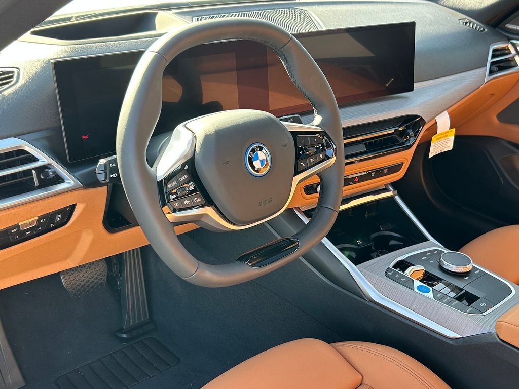 2025 BMW i4 eDrive40 14