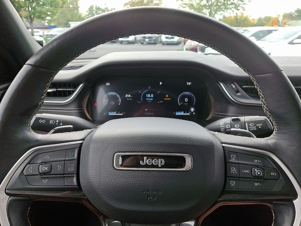 Thumbnail: 2022 Jeep Grand Cherokee - 19