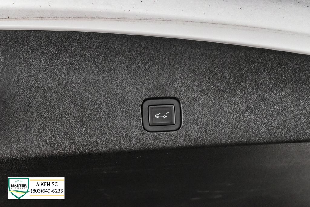 Used 2024 Cadillac XT6 SUV