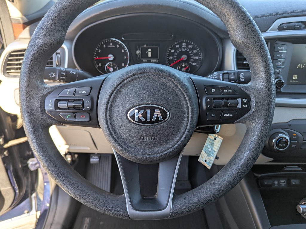used 2018 Kia Sorento car, priced at $15,192