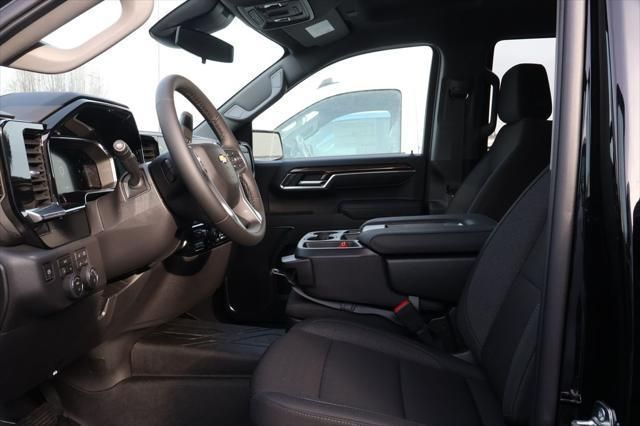 Thumbnail: 2026 Chevrolet Silverado 1500 - 15