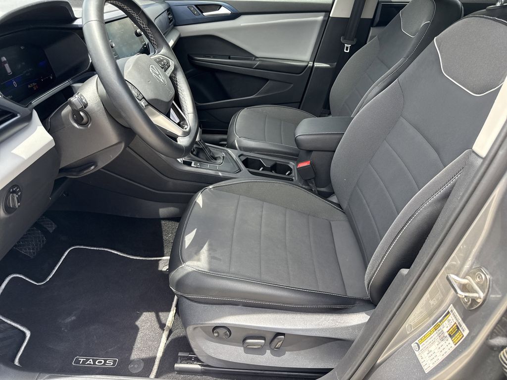 2023 Volkswagen Taos 1.5T SE - 11