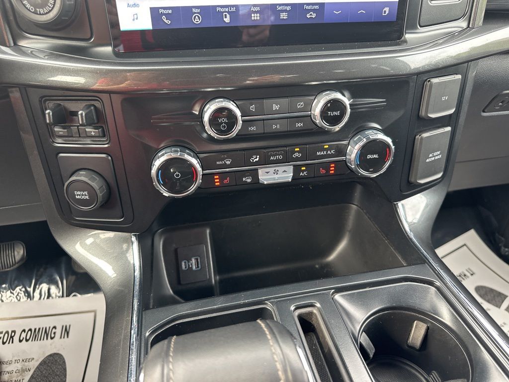 2023 Oxford White Ford F-150 XLT RWD Truck