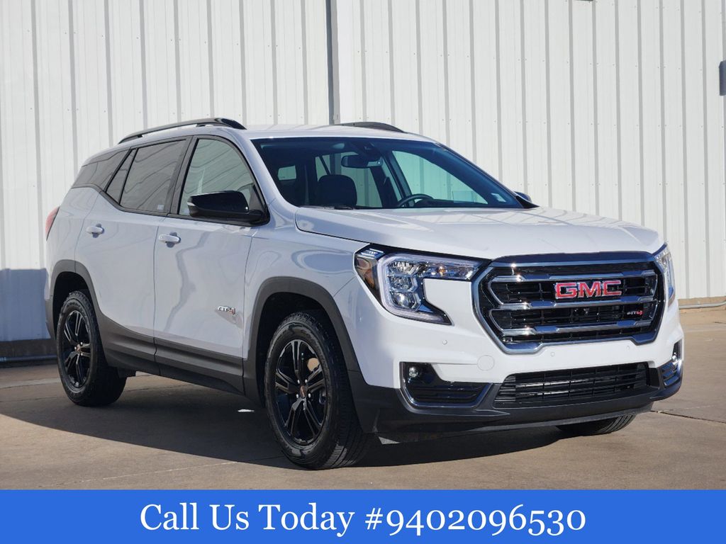 2024 GMC Terrain AT4 2