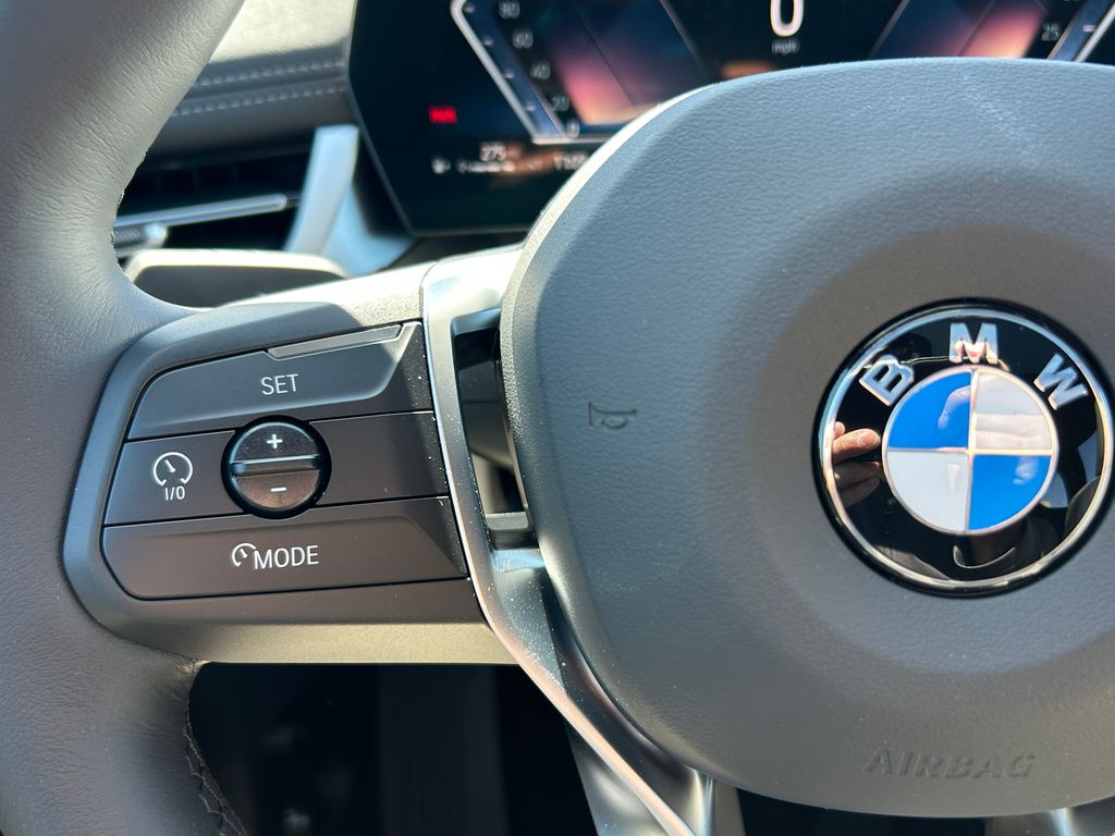 2025 BMW X1 xDrive28i 19