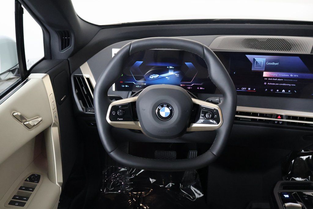 Thumbnail: 2026 BMW iX - 3